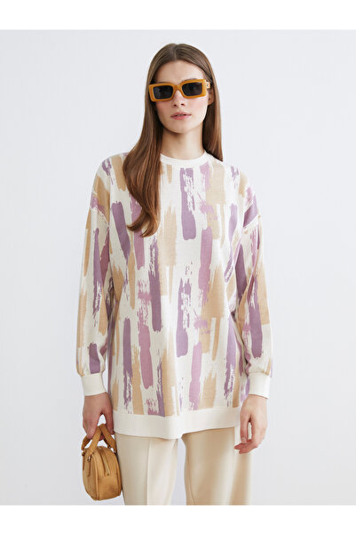 LC Waikiki سترة رياضية منقوشة بياقة دائرية.