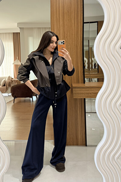 Gizem Ecemiş Camila Lacivert Trenç Detay Takım