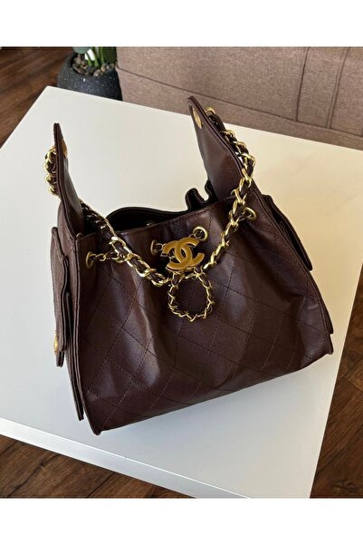 GHANJİ A stylish shoulder bag with its accessories ❣️