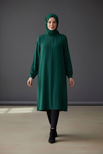 İsra tunik