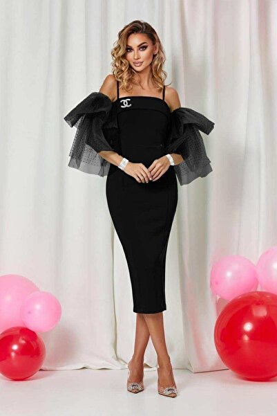 Chanttal ELEGANT DRESS WITH GIFT BROOCH