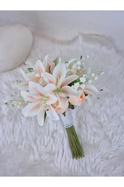 Buketlife Somon lilyum ve somon şakayık gelinbuketi gelinçiçeği ve yakaçiçeği