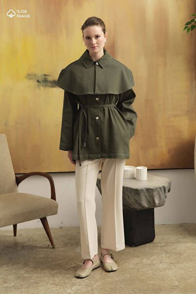 Hooopstore Detachable Cape Collar Khaki Shirt