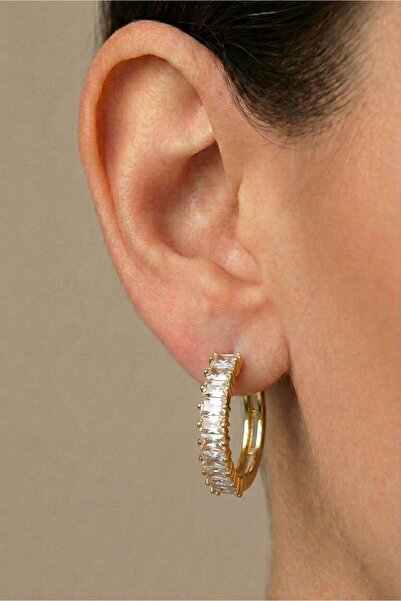 Osha Aksesuar أقراط دائرية بتصميم فاخر مرصعة بحجر الزركون