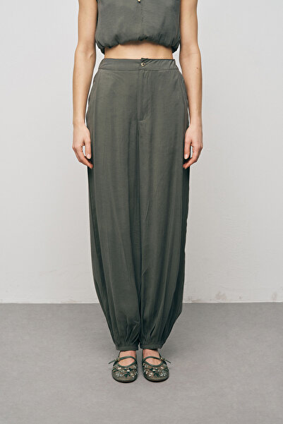 Orfeo Negro Women's Solid Color Flowy Pants with Elastic Cuffs