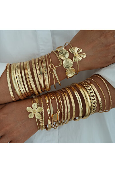 Ervalina Standart Figürlü Kadın Bileklikler (Karışık Gönderim)