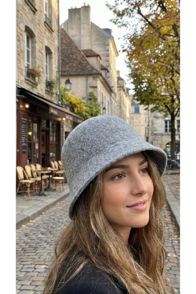 LAGRANZE Velvet Aura Women's Felt Bucket Hat