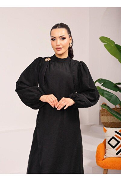 Dadali Comfortable Fit Dress with Buckle and Draped Detail in Black