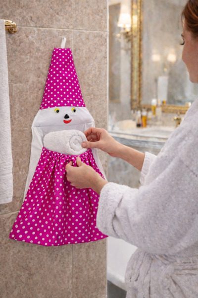 ALAS منظم للحمام مع حامل للتعليق، حامل حقائب ديكور باللون الوردي