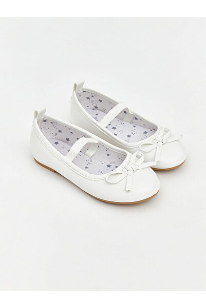 LC Waikiki مجموعة إلسيفا حذاء باليه أبيض مزين بفيونكة مطبوعة للفتيات