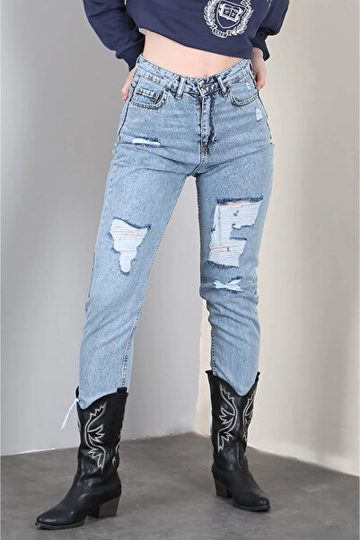 GENERAL Blue ripped jeans with a semi-wide cut and distressed details, made o...