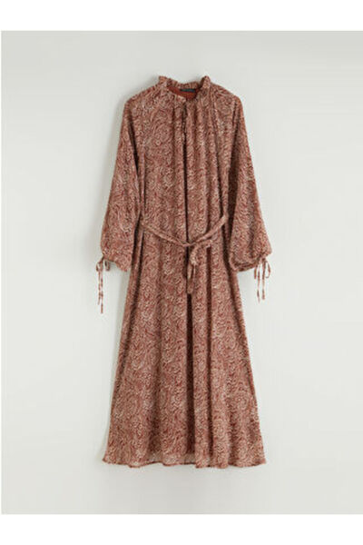 LC Waikiki Kahverengi Bağlamalı Yaka Fırfırlı Balon Kollu Desenli Elbise