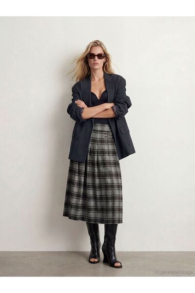 LC Waikiki Siyah Yüksek Bel Ekose Pileli Etek