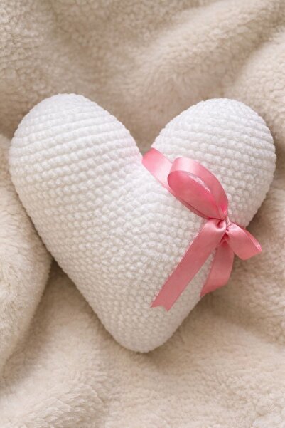 yes ticaret Handmade Knitting White Heart Decorative Pillow Valentine's Day