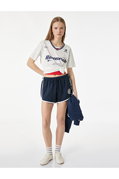 Koton Μπλουζάκι με στάμπα, με λαιμόκοψη V και κοντό μανίκι, oversized