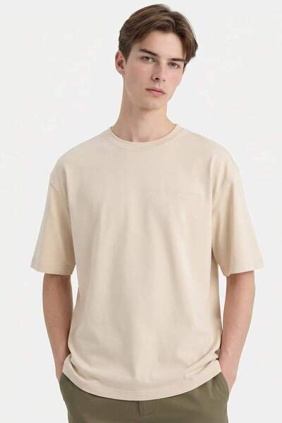 DeFacto Breathable Boxy Fit T-Shirt D5875Ax26Sp