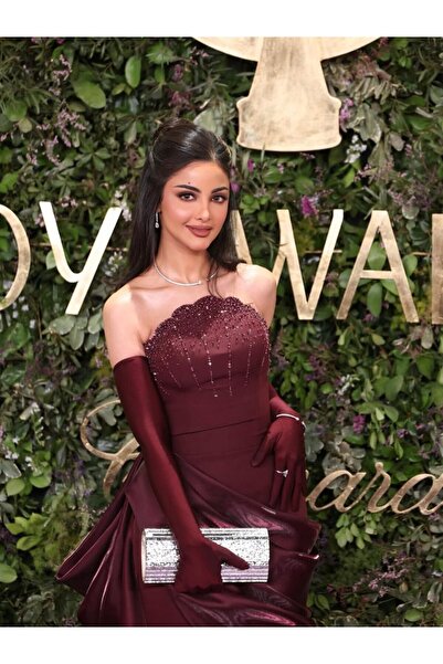 NASMA Beautiful Lama Al-Kinani's dress, burgundy, hand-embroidered