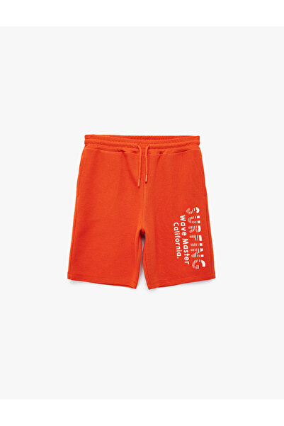 Koton Regular Fit Beli Bağcıklı Cepli Baskılı Şort