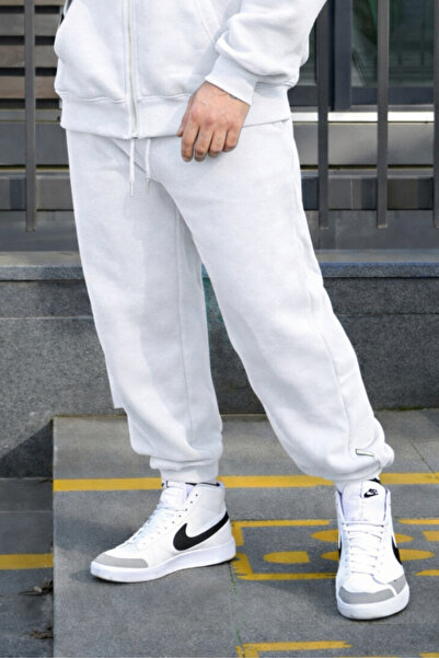 YAKAMEL Men's Basic Jogger Sweatpants with Elastic Cuffs