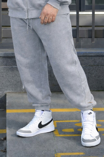 YAKAMEL Men's Basic Jogger Sweatpants with Elastic Cuffs