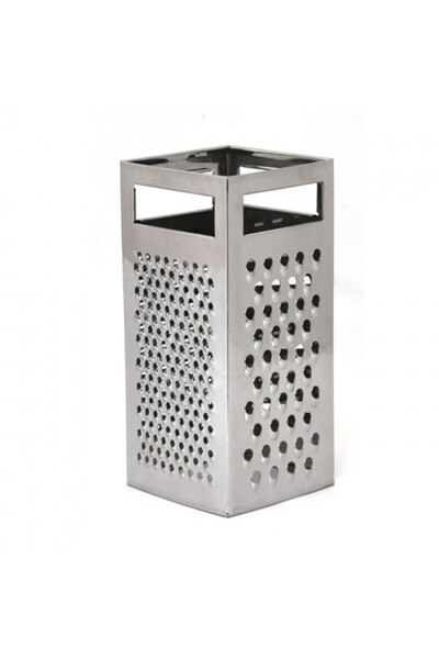Raki Square grater made of ihox with 4 sides