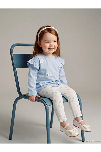 LC Waikiki بلوزة وبنطلون ضيق للأطفال البنات مطرزة بالزهور باللون الأزرق من LCW