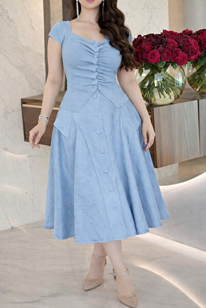 Opera Fashion Elegant set in boucle fabric with a soft jacquard design