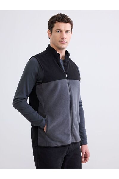 LC Waikiki Standard Fit Stand Collar Men's Fleece Vest