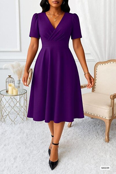 Modafeminen Μωβ φόρεμα με λαιμόκοψη V και πριγκιπικό κόψιμο, μήκους midi 583239