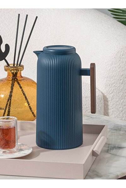 Dallaty blue plastic vacuum flask 1L