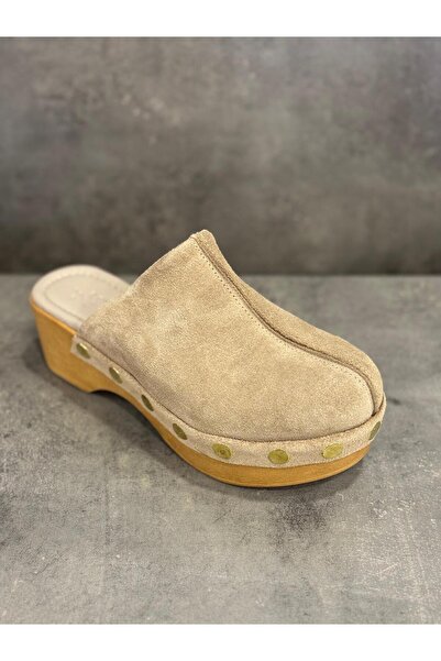 Zeyn Handmade Genuine Leather Clogs with Wedge Heels (Heel Height 6 cm)