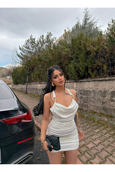 kırmızı butiks Λευκό φόρεμα με αγκράφα και κορδόνι στην πλάτη