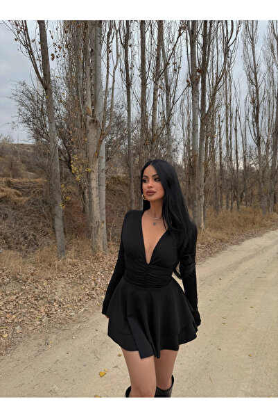 kırmızı butiks Siyah Göğüs Drapeli Şortlu Elbise