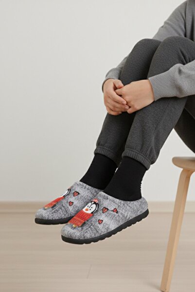 GEZER Winter Penguin Patterned Comfortable Sole Daily Women's Home-Carpet Sli...