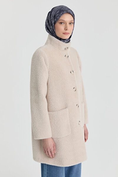 Tuğba Dik Yakalı Kaban - Bej