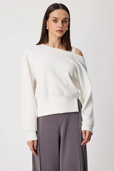 ON Kayık Yaka Yırtmaç Detaylı Sweat