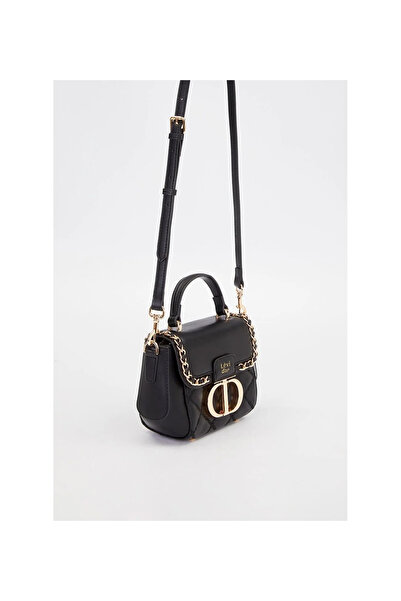 Levidor 930428 Γυναικεία ορθογώνια τσάντα χειρός και ώμου με μεταλλική λεπτομ...