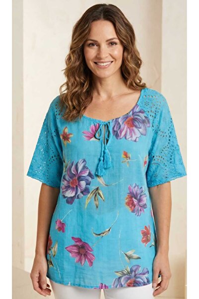 ihaoo Blue blouse with peonies and embroidered sleeves