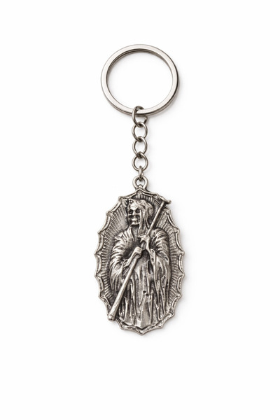 HER ŞEY NOTA www.herseynota.com Λεπτομερές Μεταλλικό Μπρελόκ με Φιγούρα – Σχέ...