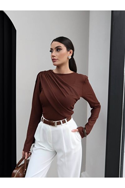 ESRAHELVACI Low Shawl Long Sleeve Blouse