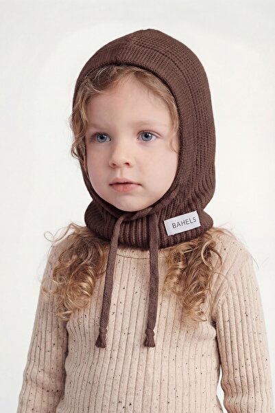 BAHELS Детска плетена шапка с качулка Bitter Coffee