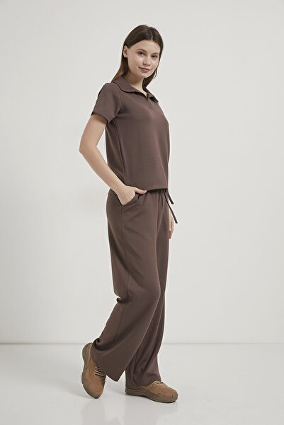 Arma Life ARMALIFE 6946 تي شيرت بياقة مع تفاصيل رباط الخصر بنطال رياضي للنساء