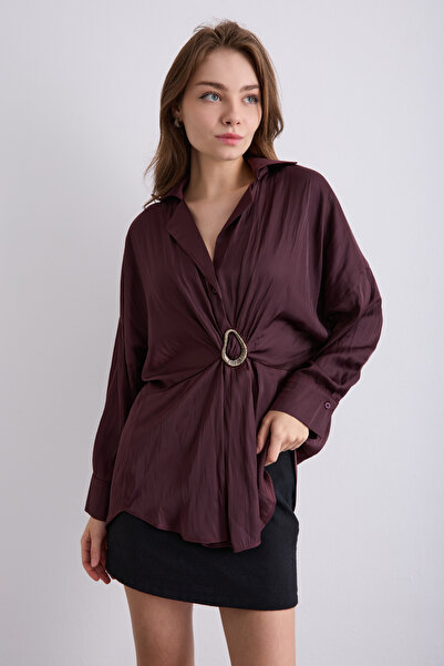 Butik Toka Detaylı Gömlek