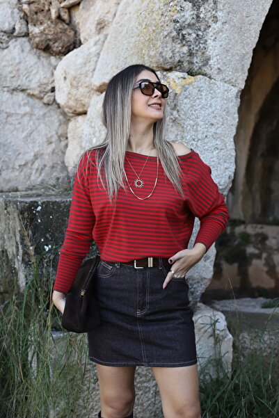 bytugcekaya Coffee-red standard size one shoulder open knit sweater