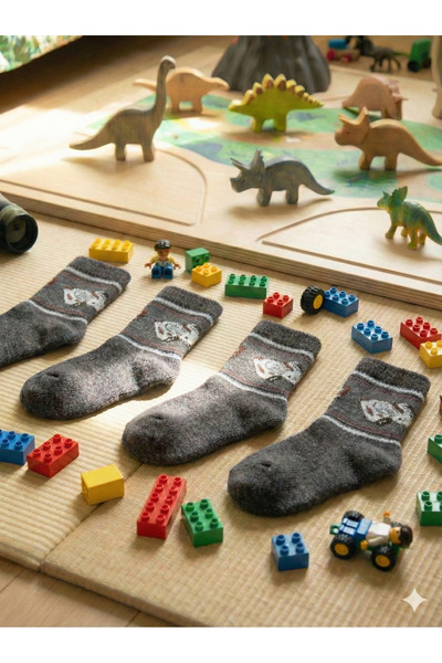 Üstünel çorap Комплект от 4 чифта меки памучни чорапи с мотиви на коли за мом...