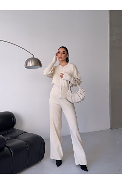 erki triko Snap Detailed Crew Neck Cardigan, Elastic Waist Drawstring Pants, ...