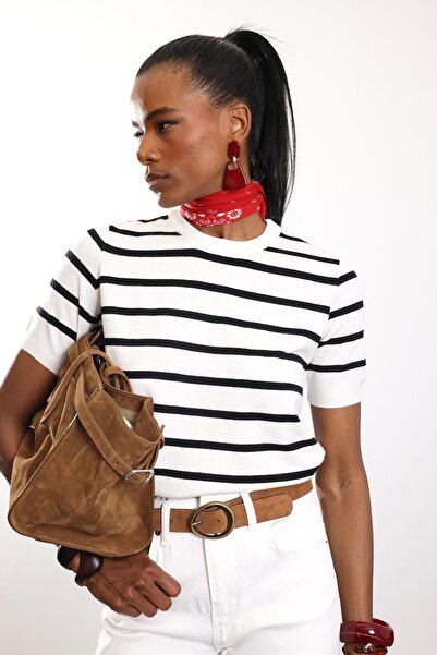 5in1Canpolat ملابس تريكو مخططة بأكمام قصيرة 4562