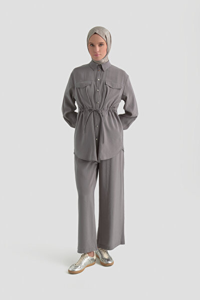 Armine Button Closure, Adjustable Waist, Pocket Cover Detail, Summer Suit