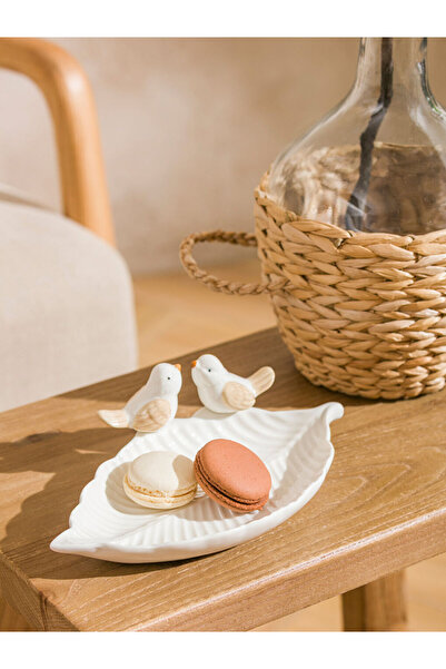 LC Waikiki Shining Store'dan Işıltılı Seçimler Porselen Sunum Tabağı 22 cm