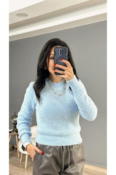 Zübeyde Sayın Women's Crew Neck Soft Sweater